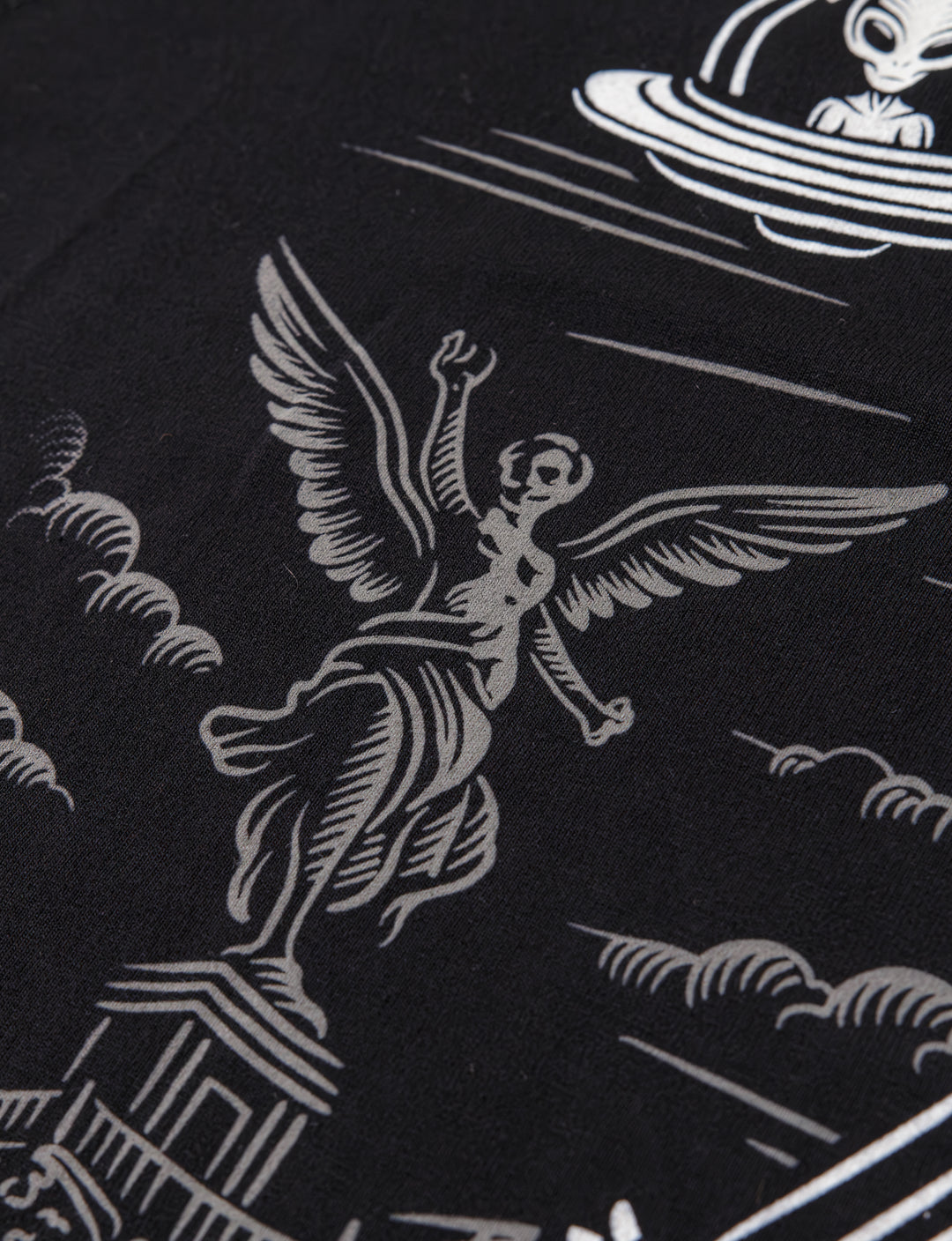Abduccion — Men's heritage tee by ¡Ay Güey!